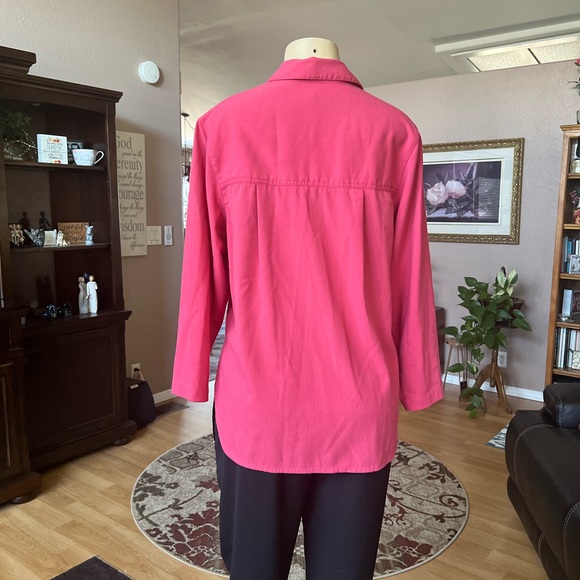 Blast Petites 3/4 sleeve rust button up the front blouse-size M - Picture 2 of 10